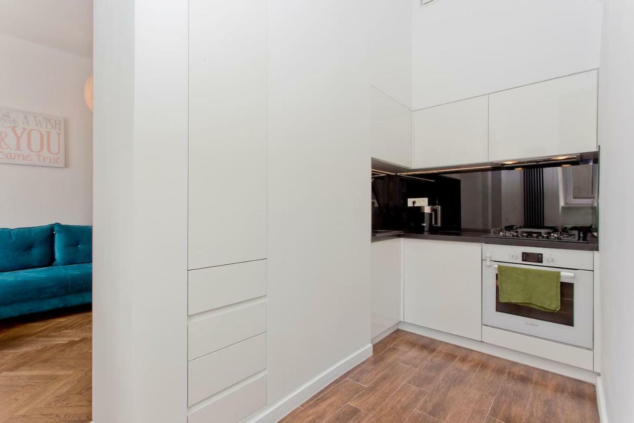 Luxury And Comfortable- Golden Apartments- Royal Street Варшава Екстер'єр фото